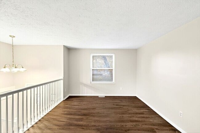 Building Photo - Nicely Updated Home