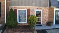Building Photo - Blacksburg 2 Bedroom Townhouse- Available in July 2025