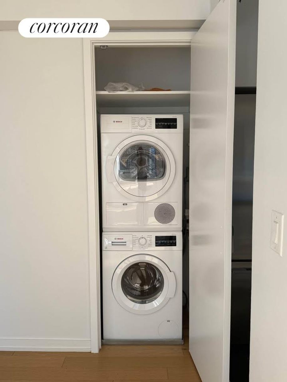 Building Photo - 75 W End Ave