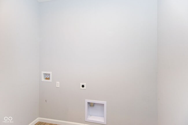 Building Photo - 9924 Mosaic Blue Wy