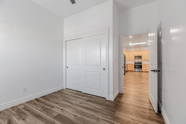 Building Photo - 1353 Perry Ct.