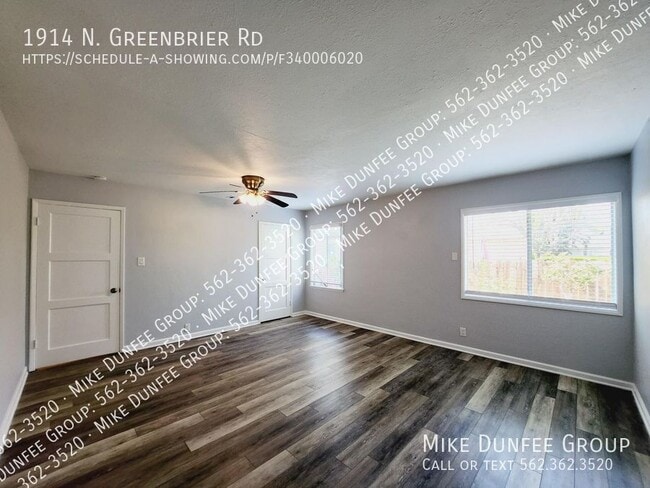 Building Photo - 1914 N Greenbrier Rd