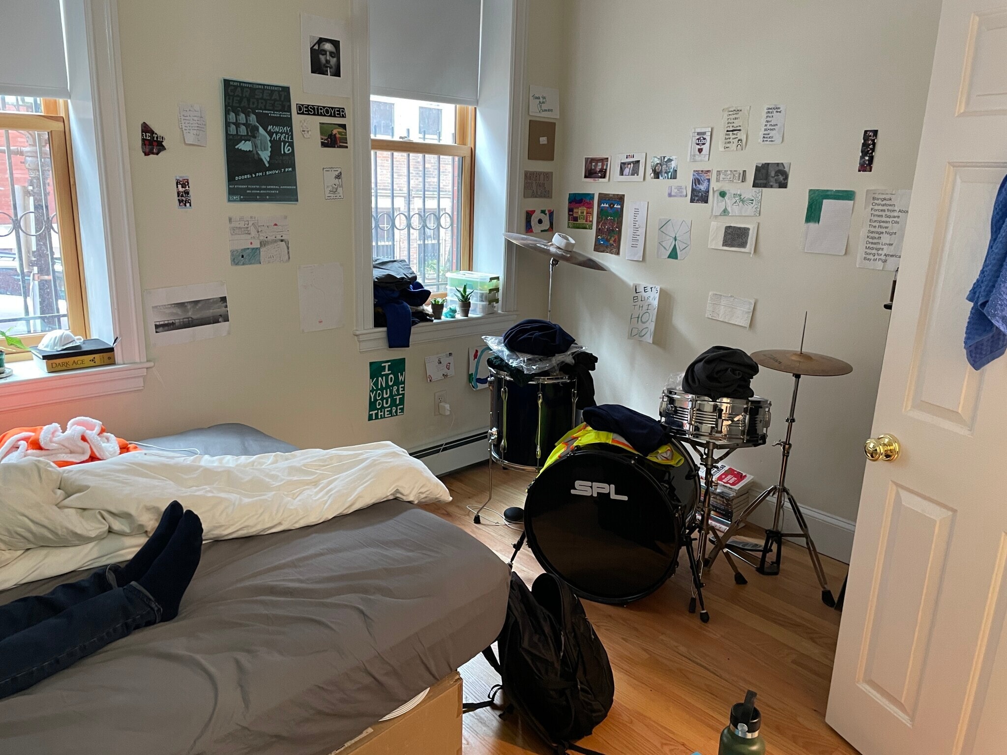 Building Photo - 48 Garden St