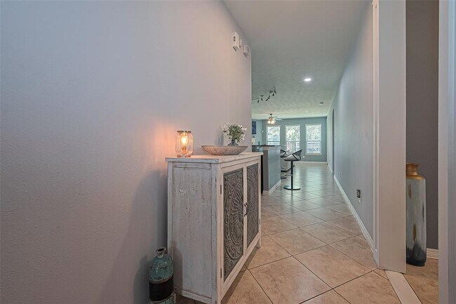 Building Photo - 6142 Harmony Park Lane