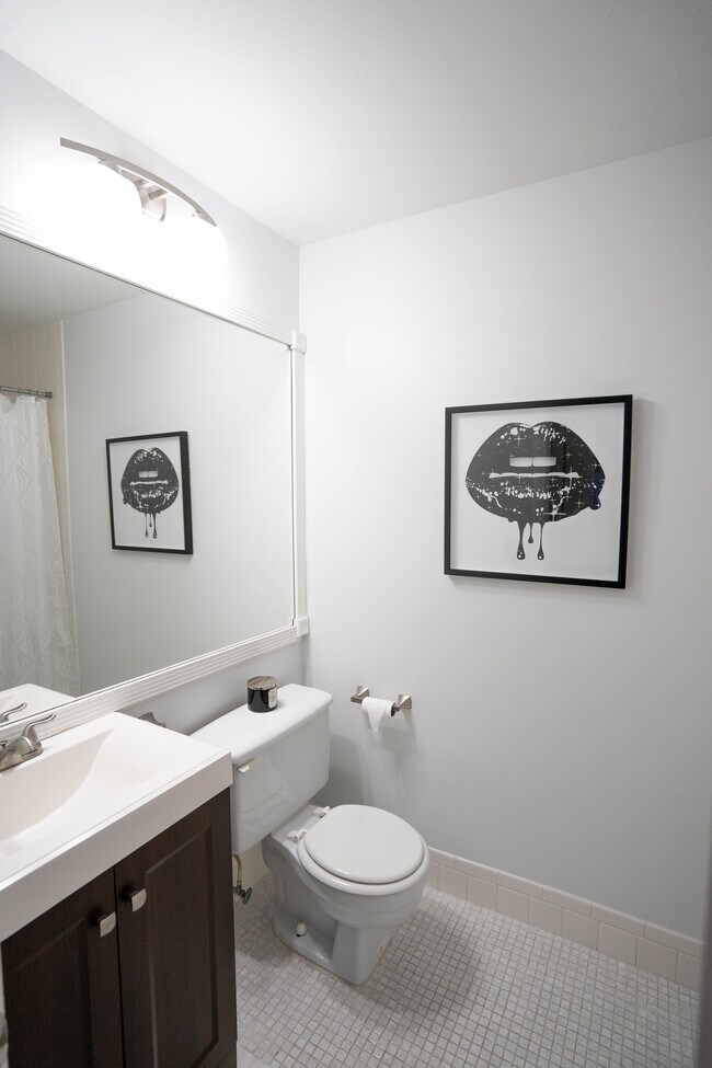 2nd Bathroom - 2281 SW 15th St