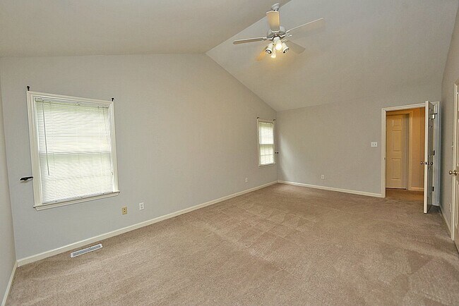 Building Photo - Ranch Home with Garage in Prime North Raleigh Location!