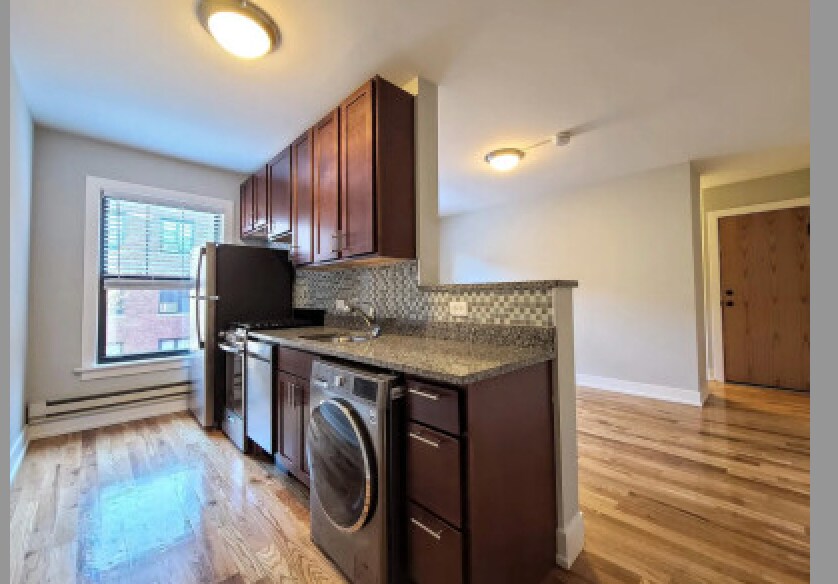 Building Photo - 2907 N Mildred Ave