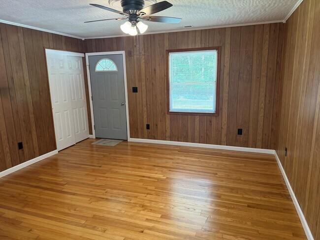 Building Photo - 17325 Savage St