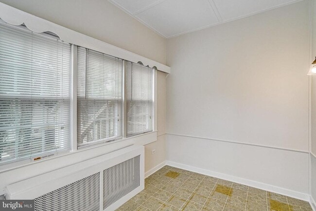 Building Photo - 3531 7th St S
