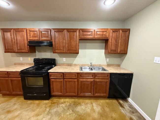 Building Photo - 45129 Durbin Rd