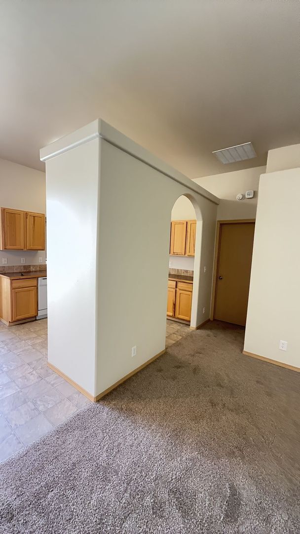 Building Photo - RANCH STYLE DUPLEX (P#461)