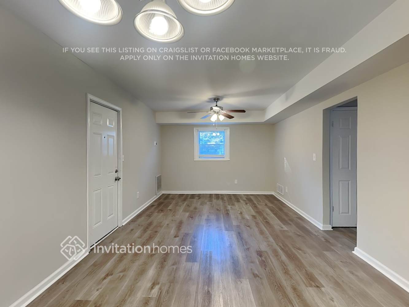Building Photo - 2465 Surrey Trail