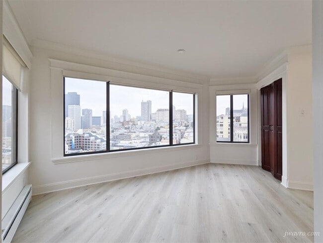 Building Photo - 2 Fallon Pl