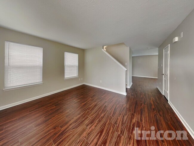 Building Photo - 1621 Bridgecreek Crossing