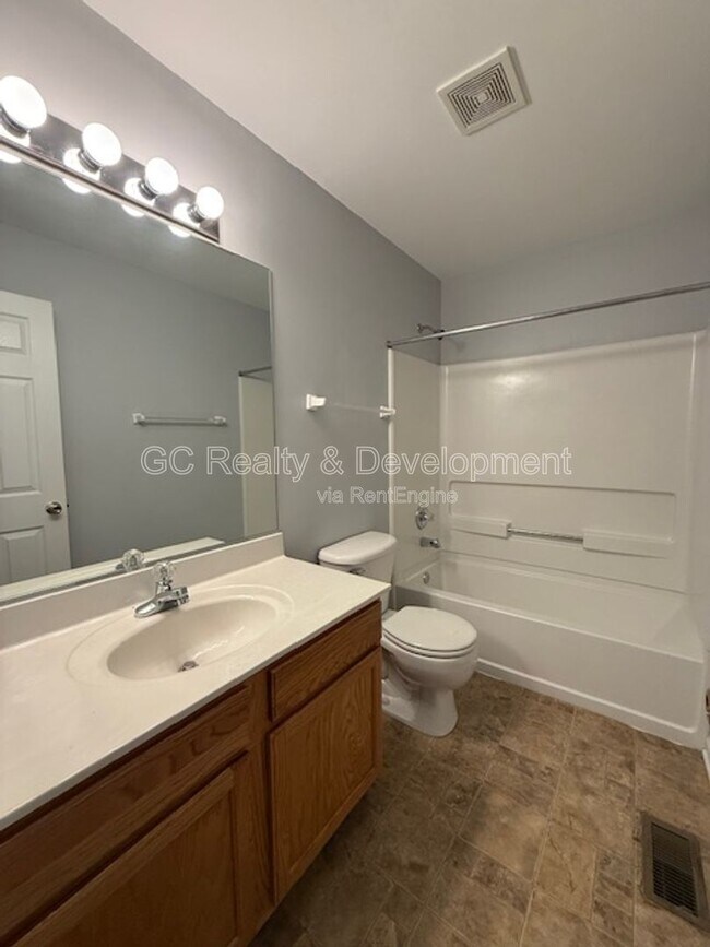 Building Photo - 4018 Boulder Ct