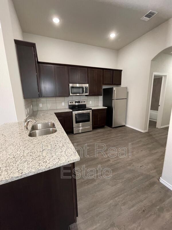 Building Photo - 9207 Canyon Bnd
