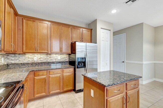 Building Photo - 575 Dakota Dr