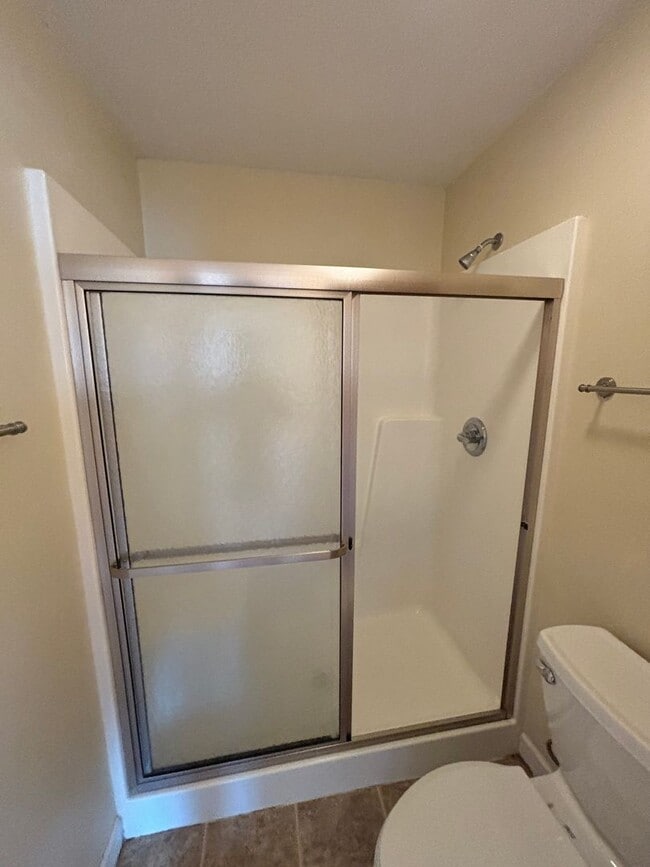 Building Photo - 2 Bed 1.5 Bath Duplex in Lebanon