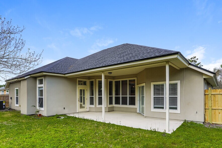 Building Photo - 2620 S Waterleaf Dr