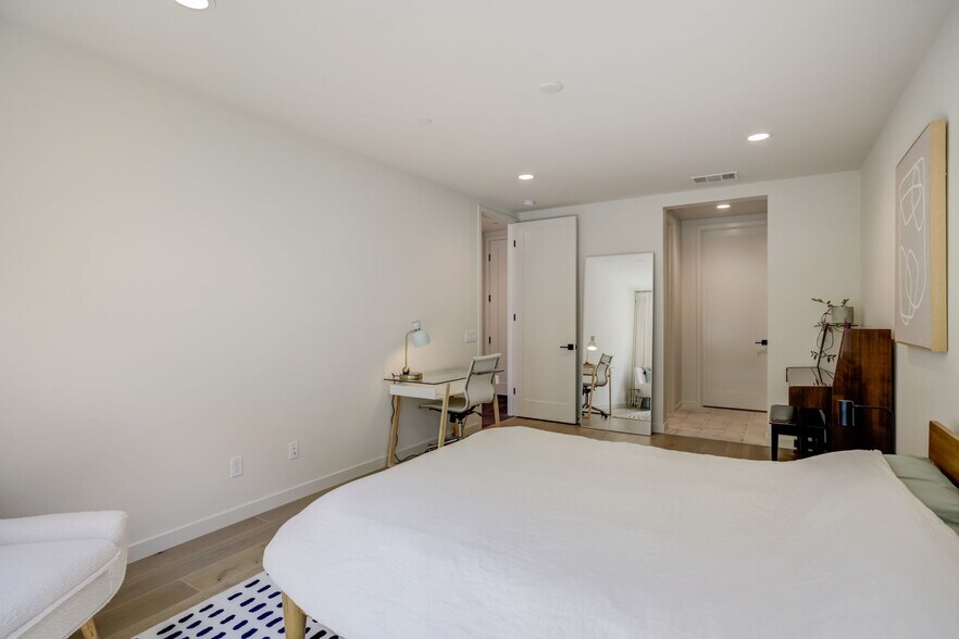 1st Floor - Private Mother in Law Suite or Studio - 4518 Ayla Ln