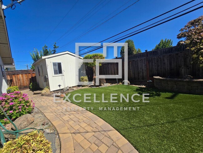 Building Photo - 1612 Trona Way