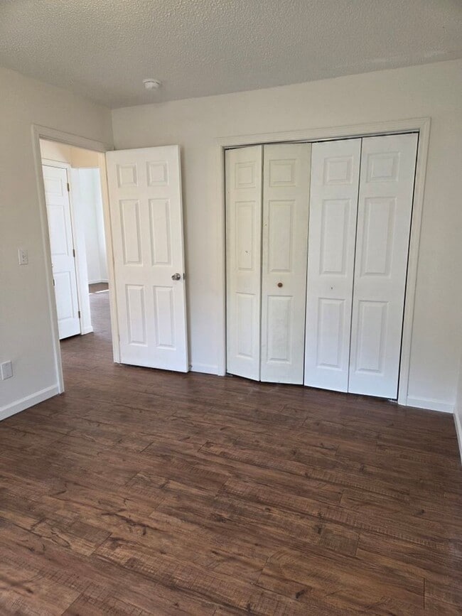 Building Photo - $2,350 - 4 Bedroom 2.5 Bathroom Unfurnished Home Near WCU