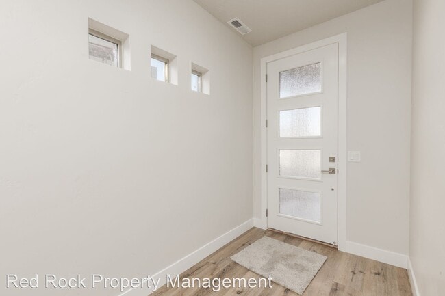 Building Photo - 3 br, 2.5 bath House - 2027 W 380 S