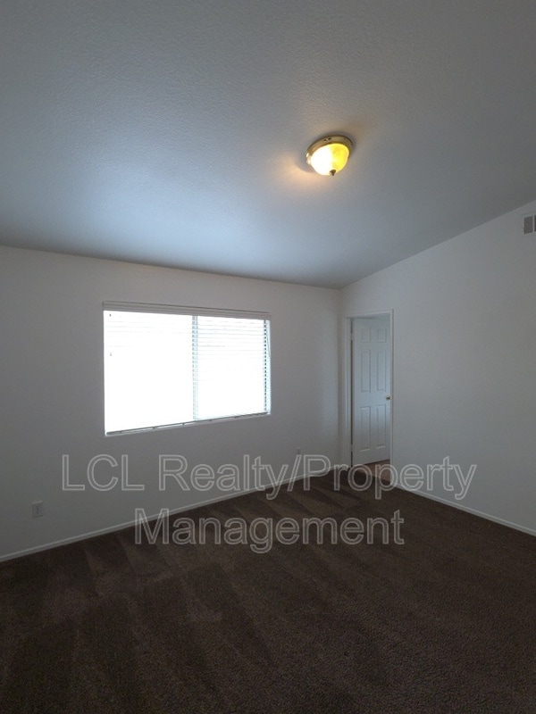 Building Photo - 22561 Forrest Rd