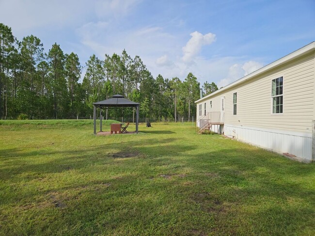 Building Photo - 960 Still Rd