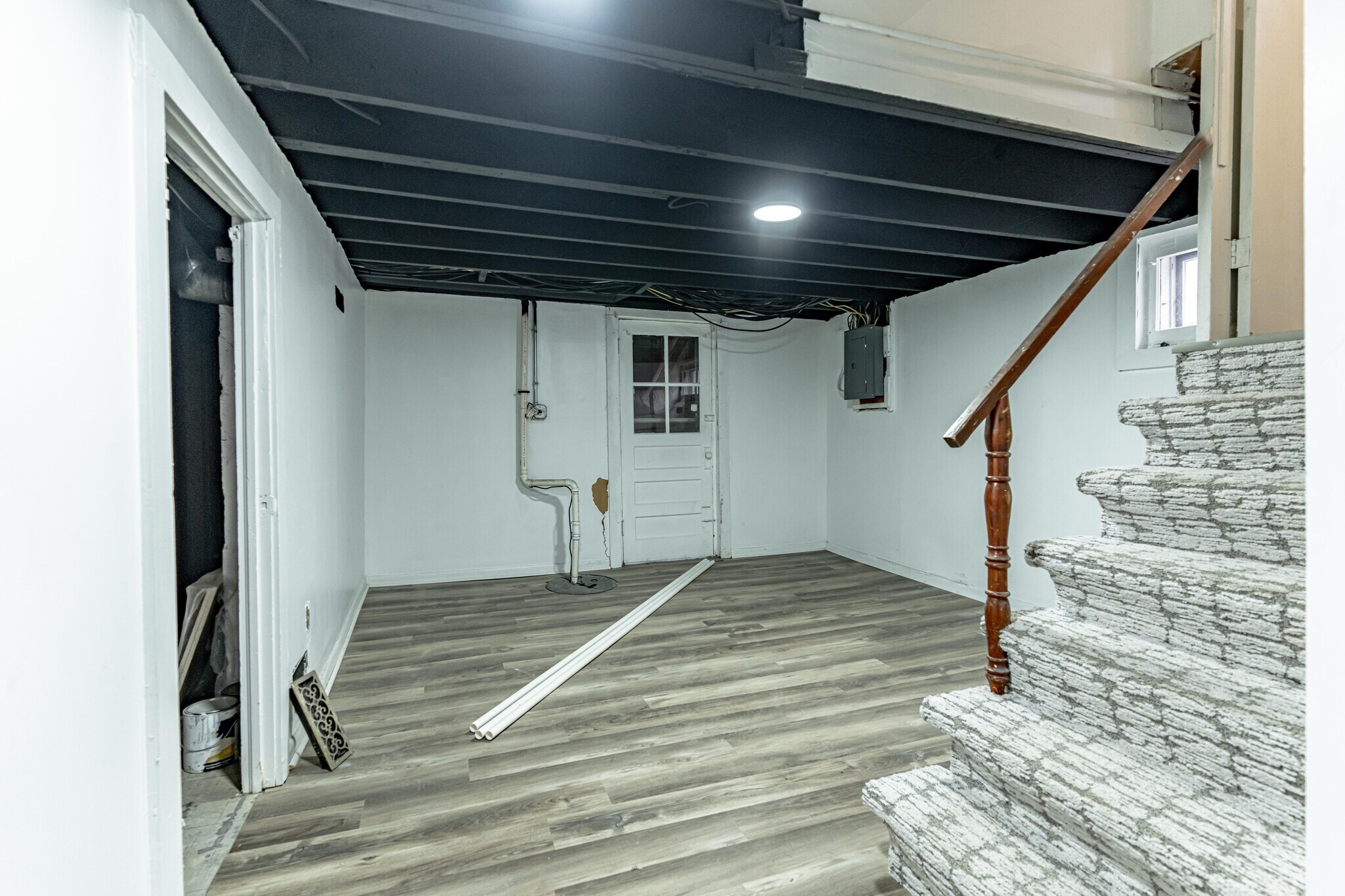 Building Photo - 2416 Sherry Rd