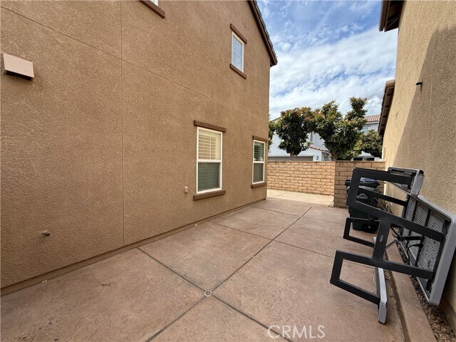 Building Photo - 506 N Placer Privado