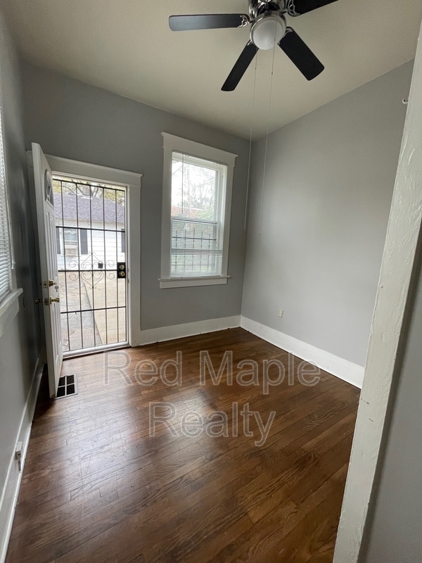 Building Photo - 1450 Peabody Ave