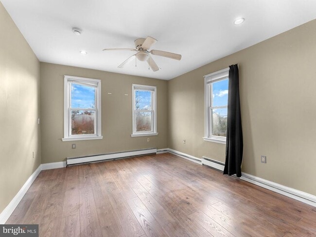 Building Photo - 860 Pennsylvania Ave