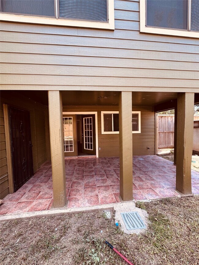 Building Photo - 14810 Rancho Vista Dr