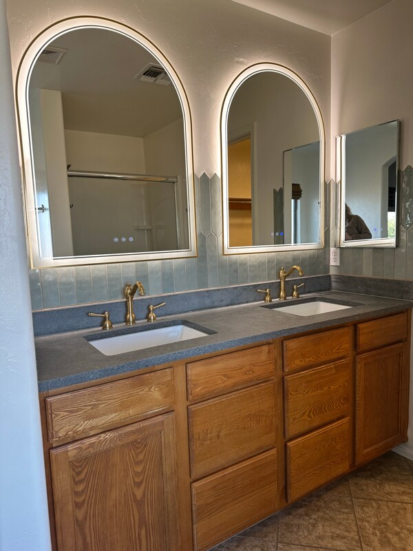 Building Photo - 11770 W Hackney Dr