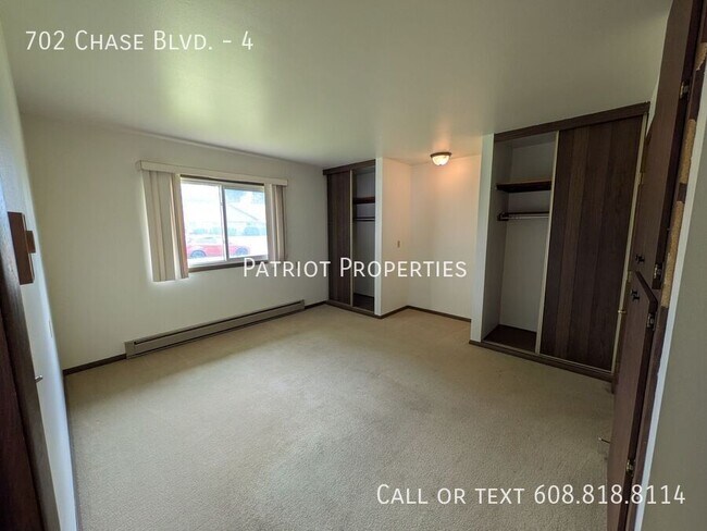 Building Photo - 702 Chase Blvd