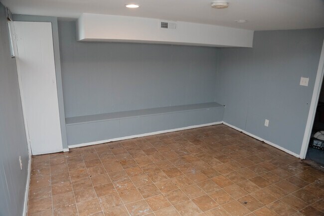 Basement 1 - 4231 Nicholas Ave