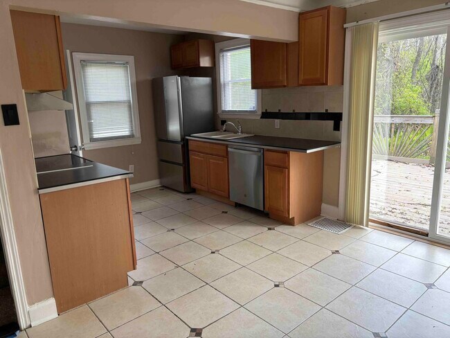 Building Photo - 23404 Plum Hollow St