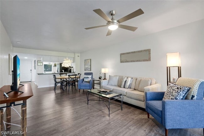 Building Photo - 15161 Cedarwood Ln