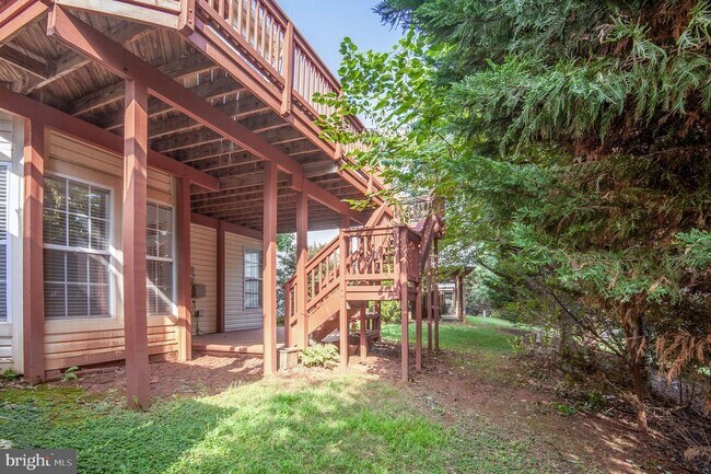Building Photo - 46186 Aisquith Terrace