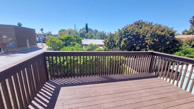 Building Photo - Spacious 3BR Home in Quiet Spring Valley Neighborhood – Bright, Comfortable Living