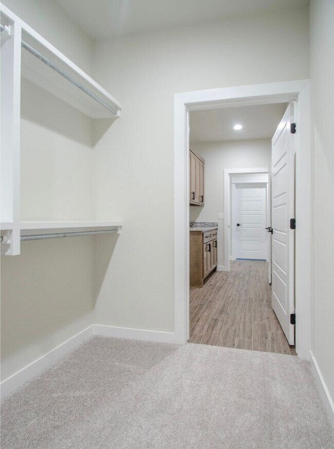 Building Photo - Gorgeous Newer Construction 4 Bedroom Home...