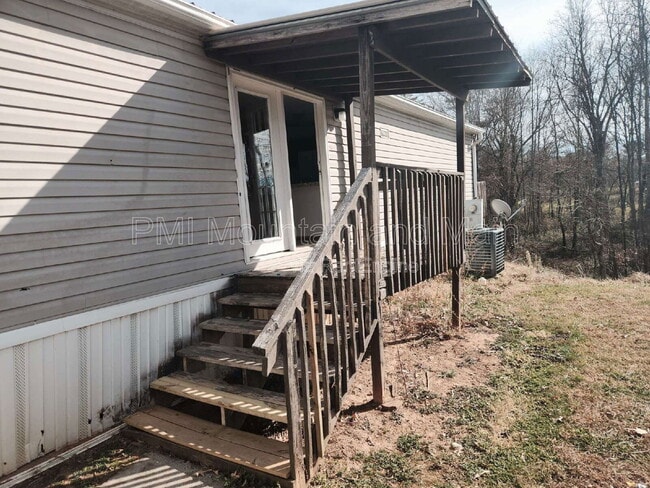 Building Photo - 17 Misty Mountain Way