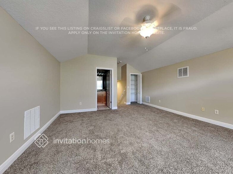 Building Photo - 411 Thicket Crest Rd
