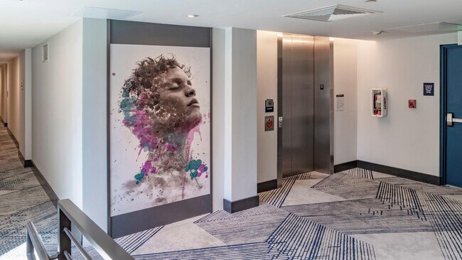 Building Photo - 425-475 E Atlantic Blvd