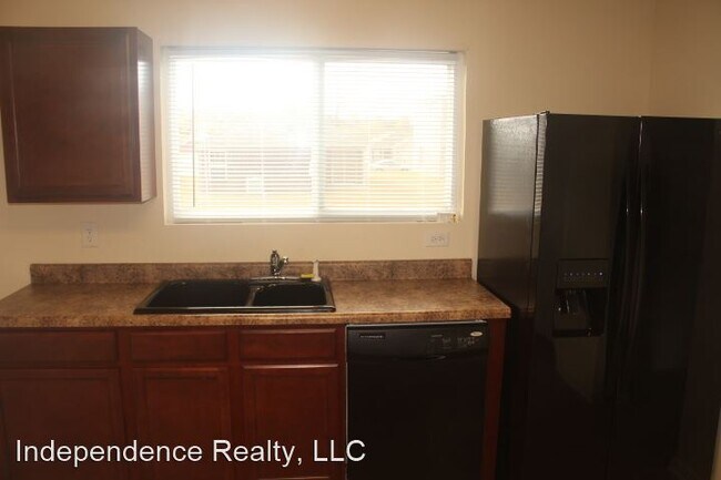 Building Photo - 3 br, 2.5 bath House - 316 Mertle Drive NE