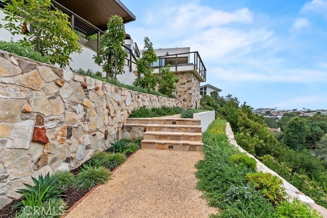 Building Photo - 345 Emerald Bay
