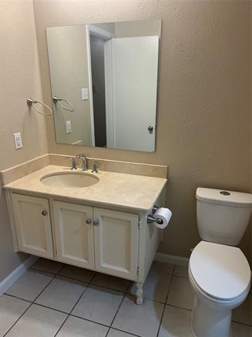 Building Photo - 4227 Altamesa Blvd