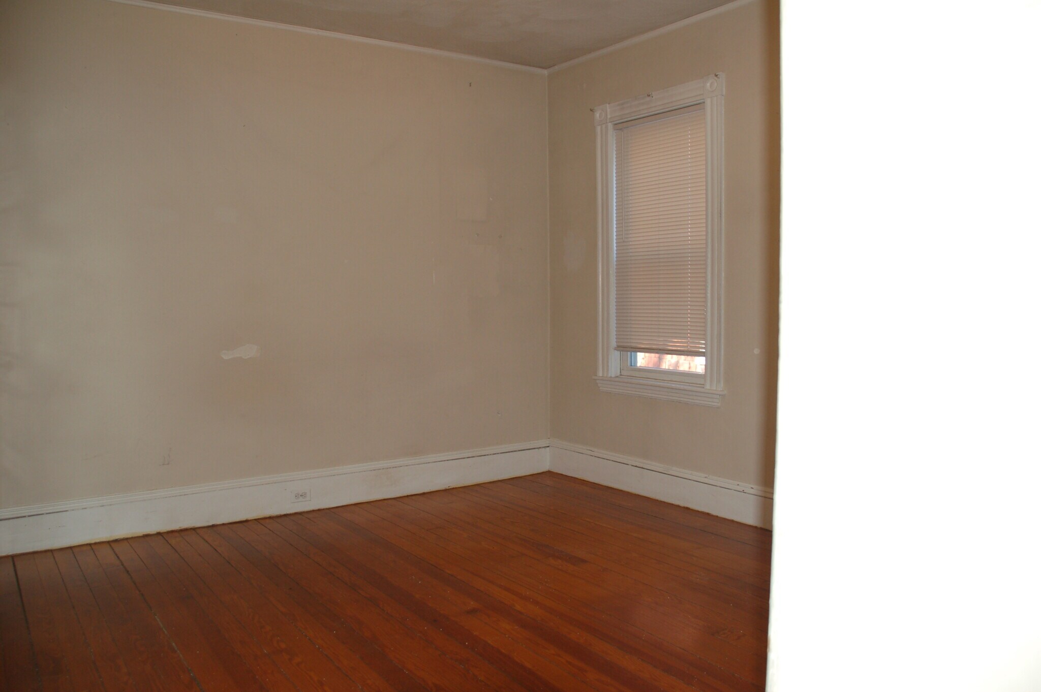 Building Photo - 81 Bristol Rd