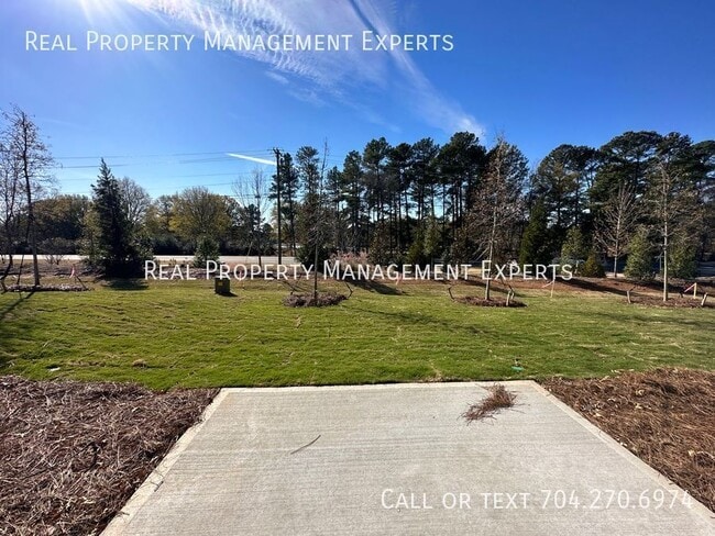 Building Photo - 2789 Yeager Dr NW